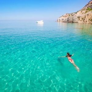 Meet your Posher, Barbara